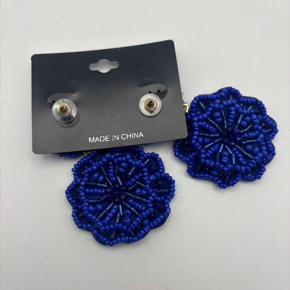 NWOT Royal Blue Beaded Dangle Floral Flower Pierced Ears Earrings - Picture 3 of 3
